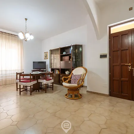 Apartman Rustic Charm *