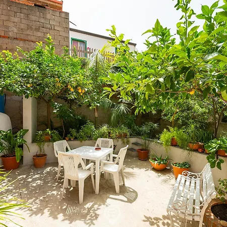 Rustic Charm Apartamento *